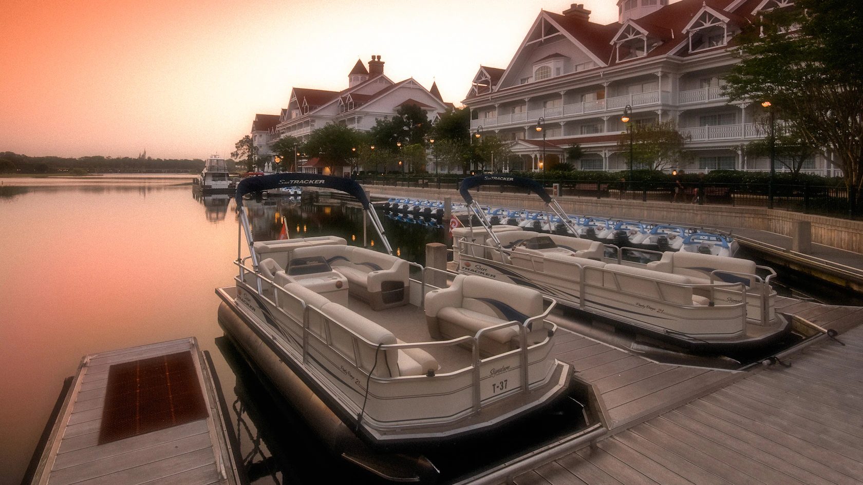 Boat Rental - Grand Floridian