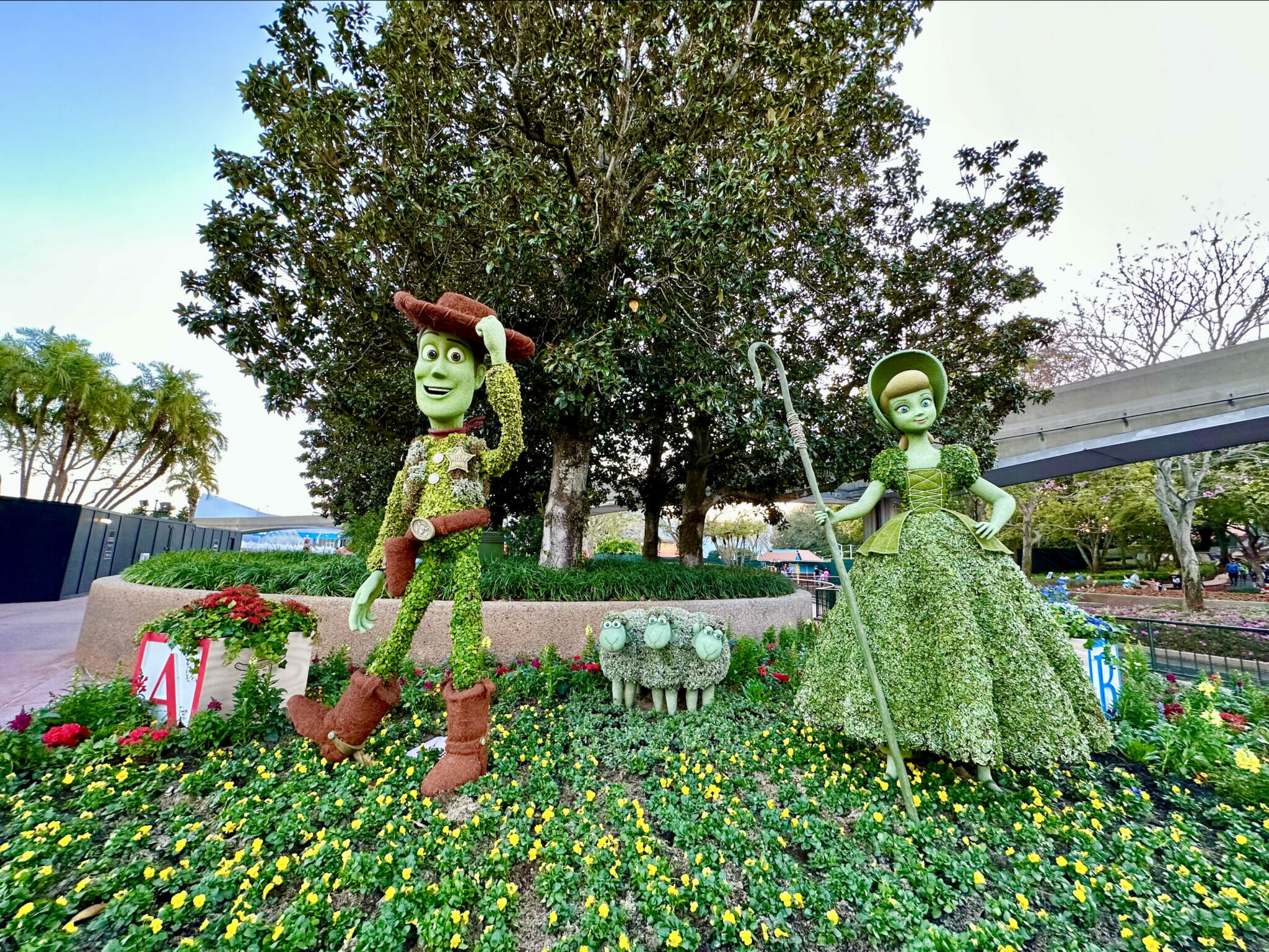 Epcot flower and garden topiary